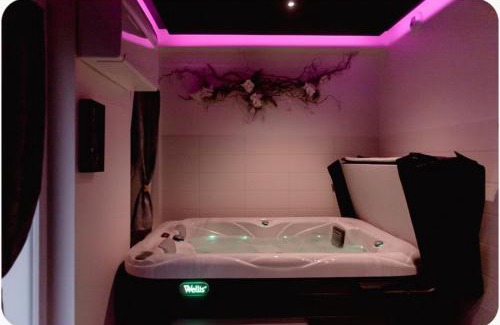 Remiremont Apartment | spa de la quarterelle LOVE ROOM 88 VOSGES