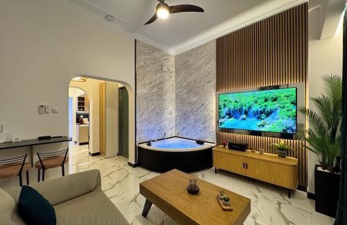 Larissa Apartment | Spa Suite with Jacuzzi and Ancient Theater View