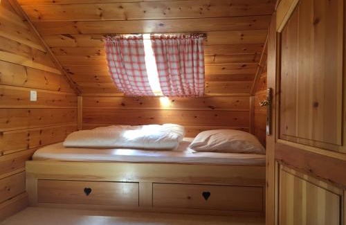 Meribel Centre Apartment | Spacieux Duplex en Centre Station avec Balcon et Wi-Fi - FR-1-688-35