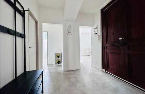 Saint-Claude Apartment | Spacieux et Lumineux