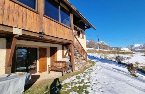 Saint-Michel-de-Chaillol House | Spacieux T2 avec Jardin à Proximité du Télésiège – Idéal pour 4 Personnes - FR-1-393-166