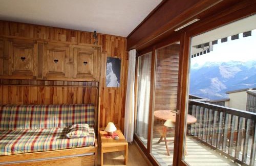 Auris Apartment | Spacieux studio cabine 6 pers, skis aux pieds à Auris - FR-1-297-274