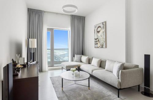 Business Bay Apartment | Spacious 1 bedroom in Business Bay - Close to Downtown
