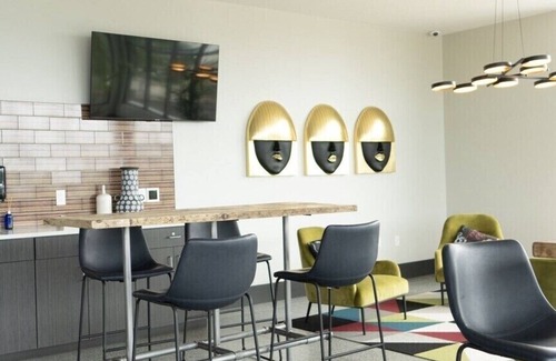 Clarksville Apartment | Spacious 1 Bedroom Apartment w/amazing amenities