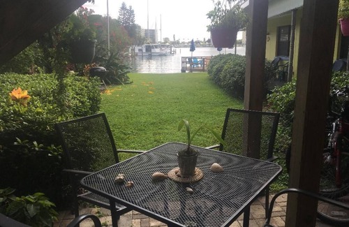 Bay Esplanade Apartment | Spacious 1 bedroom with a fantastic view!Apt.#7