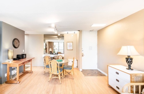 Diamond Head - Kapahulu - St. Louis Condo | Spacious 14th Floor Corner Suite, Partial Diamond Head and Ocean Views, FREE Parking!