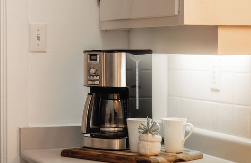 Downtown Victoria Apartment | Spacious 2-Bedroom Condo in Downtown Victoria