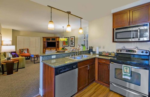 Las Vegas Villa | Spacious 2 Bedroom Condo -7 Night Stays - Family Friendly Resort!