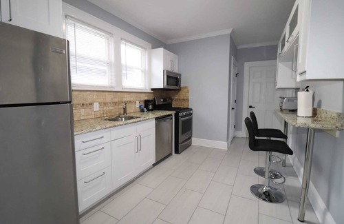 Bloomfield Apartment | Spacious 2 Bedroom Modern Home With Separate Office. Close to NYC.