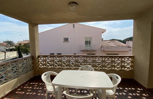 Le Grand Large Apartment | Spacious 2-BR Apartment with Terrace, Parking, Near Beach – Sleeps 6