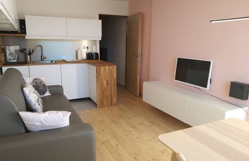 Les Angles Apartment | Spacious 2-room apartment with cabin and parking, near Lake Matemale