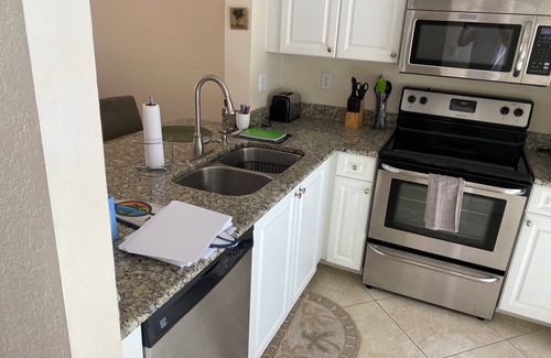 Central Naples Condo | Spacious 2 story, 2 bedroom, 2 1/2 bathroom Naples condo