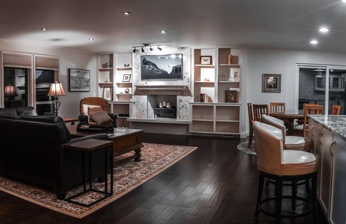 Sandy House | Spacious 2000 ft² Nestled at Mouth of Canyon w/Mtn View ★MONTHLY DISCOUNT★