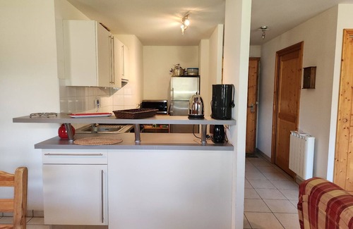 Samoens Apartment | Spacious 2BR + Cabin Near Ski Lifts, Lake, Pool - Résidence le Pas au Loup