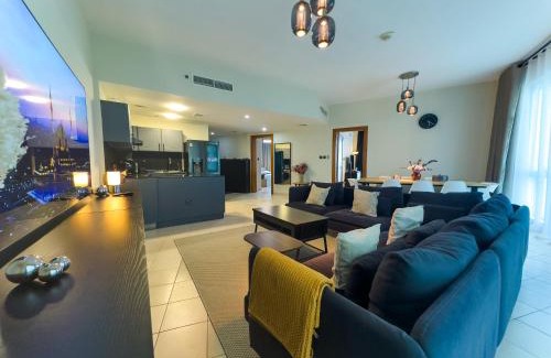 Dubai Production City Apartment | Spacious 2BR in Lago Vista Tower