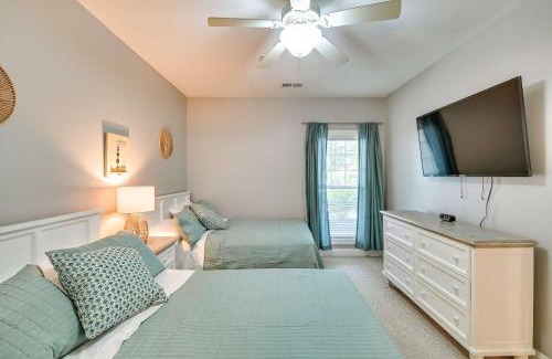 Carolina Forest House | Spacious 2BR Villa with Pool, Golf Views, Sleeps 10