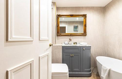 Spitalfields Apartment | Spacious 3-Bed House near Liverpool St