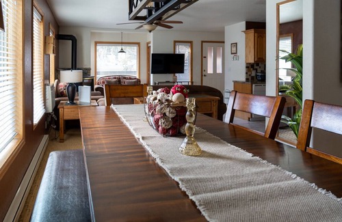Ouray Condo | Spacious 3-Bed Retreat in Ouray: Family Comfort & Convenience Await | Sleeps 8