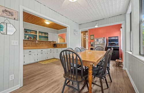 Carova Beach House | Spacious 3-bedroom home with WiFi, smart TVs, in the peaceful 4x4 area of Corova