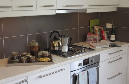 Polinago Apartment | Spacious 3 bedroom self-contained apartment. Swimming pool and stunning views