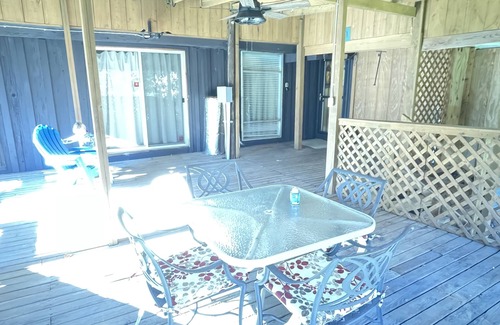 Oxford House | Spacious 3 br home with large covered deck