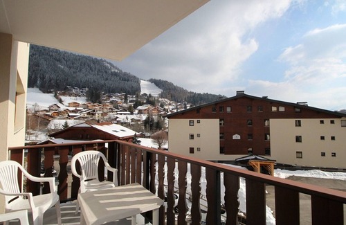 Les Carroz-d'Araches Apartment | Spacious 3-room, sleeps 6, center village, near slopes