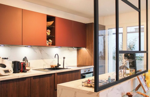 Les Puces de Saint-Ouen Apartment | Spacious 3 Bedrooms with Terrace Saint Ouen