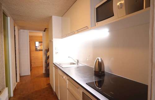 Auris Apartment | Spacious 3-room duplex with mezzanine 250m from slopes, parking, pets allowed