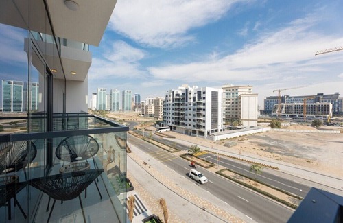 Al Barsha Apartment | Spacious 3BR Apartment Near Miracle Garden