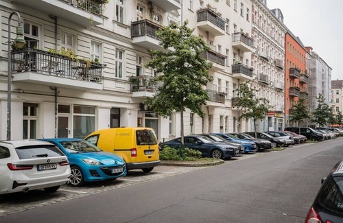 Friedrichshain Apartment | Spacious 3BR in Friedrichshain - Self Check-in