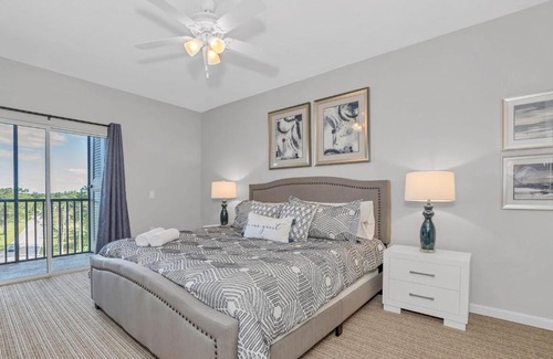 West Kissimmee Apartment | Spacious 3BR Near Disney - Pool and Hot Tub!