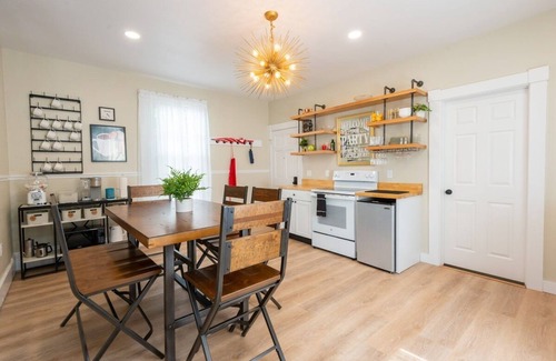 Beverly Condo | *Spacious 3BR Spooky Home|Salem+Beverly|Parking