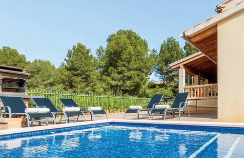 Marina Manresa Villa | Spacious 4 bed family friendly villa