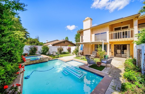 Saugus House | Spacious 4-bedroom house with WiFi, AC in enjoyable Santa Clarita