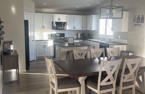 Nampa House | Spacious 4 bedroom 2 bath home in Nampa sleeps 10