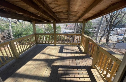 Glen Iris House | Spacious 4 Bedroom Home near UAB, Princeton, and Grandview Hospitals