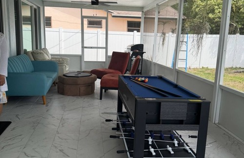 Clearwater House | Spacious 4-bedroom house in charming Clearwater, with large sunroom