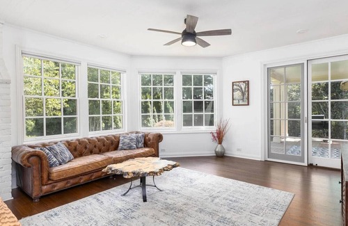 New Albany House | Spacious 4-bedroom house in charming New Albany.