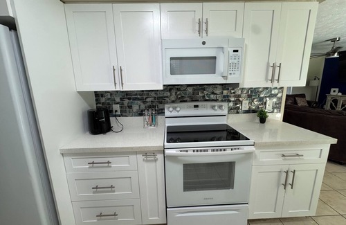 Clewiston House | Spacious 4-bedroom house in wonderful Clewiston with AC