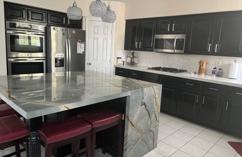 Desert Shores House | Spacious 4-bedroom house with pool and hot tub in amazing Las Vegas