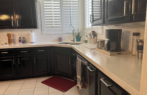 Desert Shores House | Spacious 4-bedroom house with pool and hot tub in amazing Las Vegas