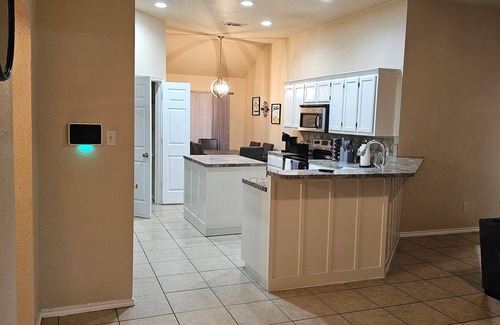 Killeen House | Spacious 4-bedroom house in fantastic Killeen with AC, WiFi