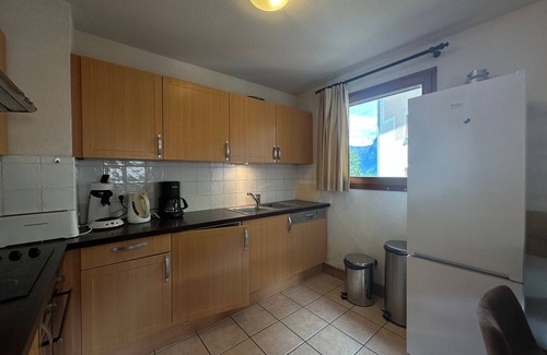 Les Esserts Apartment | Spacious 4-Bedroom Mountain Apartment, Ski-In/Ski-Out, Sleeps 10