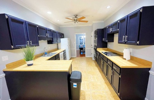 Ellendale House | Spacious 4-Bedroom Retreat with Game Room and Backyard BBQ