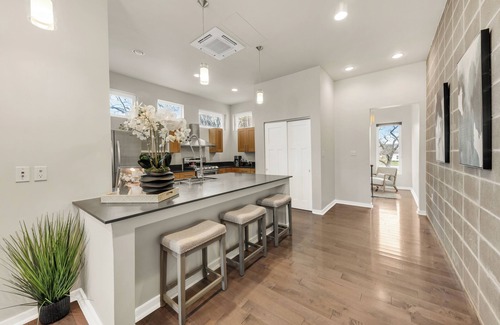 Downtown House | Spacious 4-bedroom townhome in charming Bryan