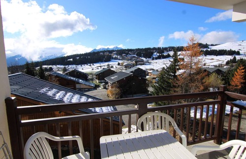 Les Saisies Apartment | Spacious 4-Room Apartment with Mezzanine & Garage, Sleeps 8, Prime Location in Les Saisies