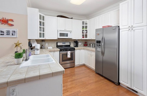 Saint Simons Island House | Spacious 4 bed, 3 bath mid-island SSI home