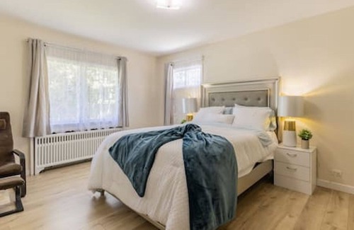 Shaughnessy House | Spacious 4BD Family Home!