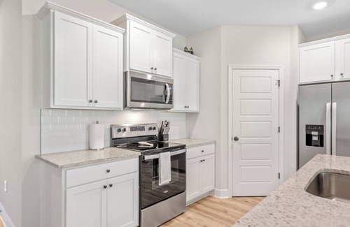 Tallahassee House | Spacious 4BR Home Near Midtown & FSU