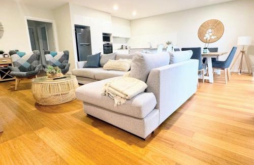 Port Macquarie House | Spacious 4BR w/Water Views